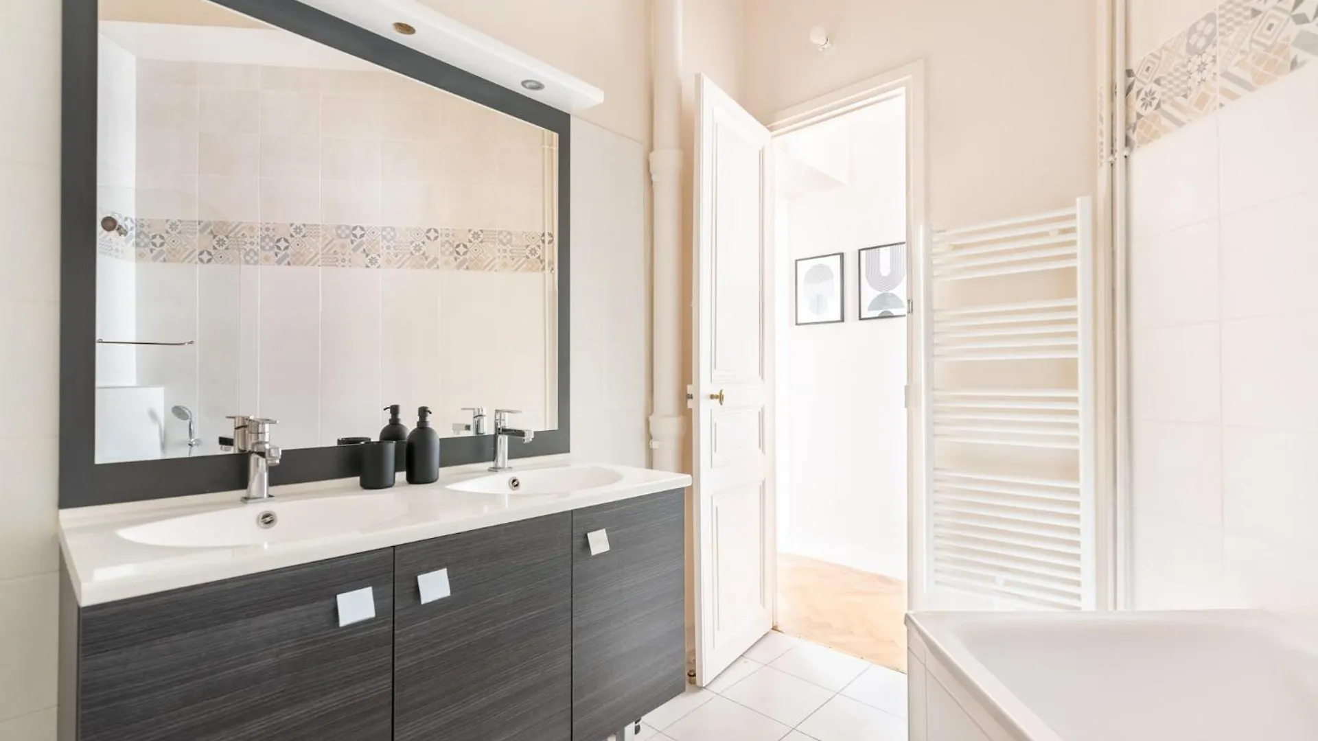 Grand Appartement Luxe - Trocadero باريس فرنسا