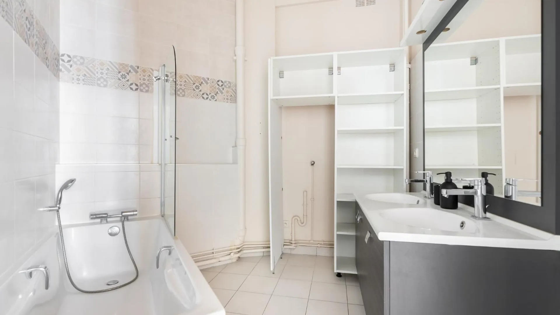 Grand Appartement Luxe - Trocadero Paris 0*,  France